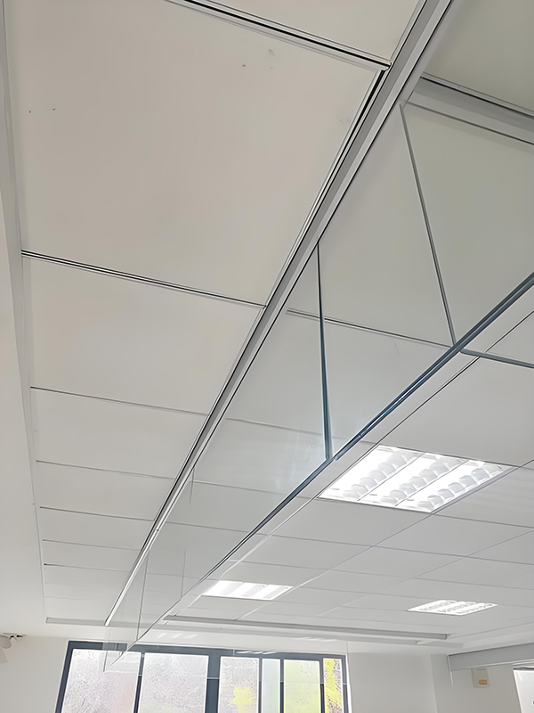 若羌玻璃若羌挡烟垂壁