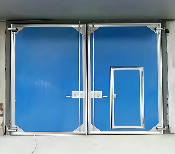 若羌工业平开门