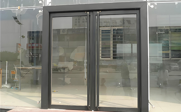 若羌玻璃地弹门