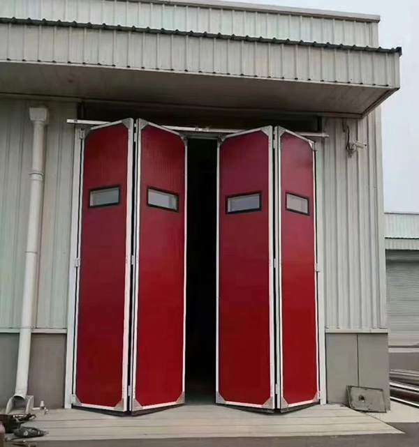 若羌工业折叠门在大型装配车间出入口的应用实例