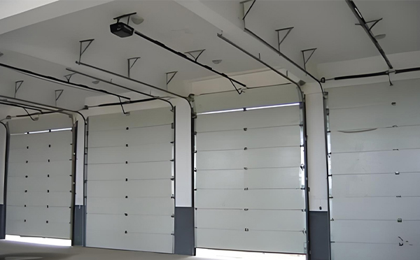 若羌工业门定制需求升温——百安科技11月聚焦智能化与安全性能升级